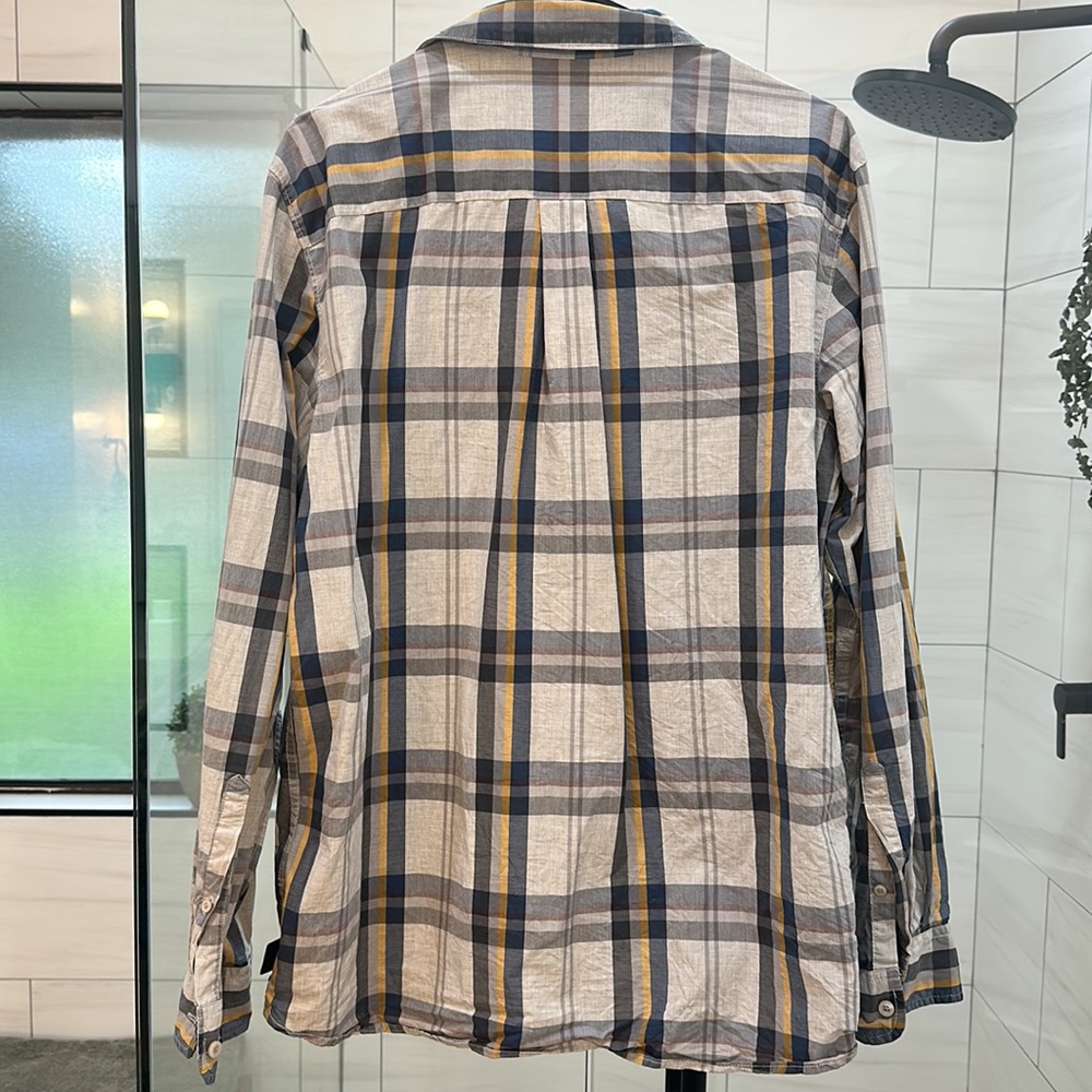 North Face button down - Picture 2 of 3